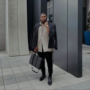 Meet your Posher, Cedric